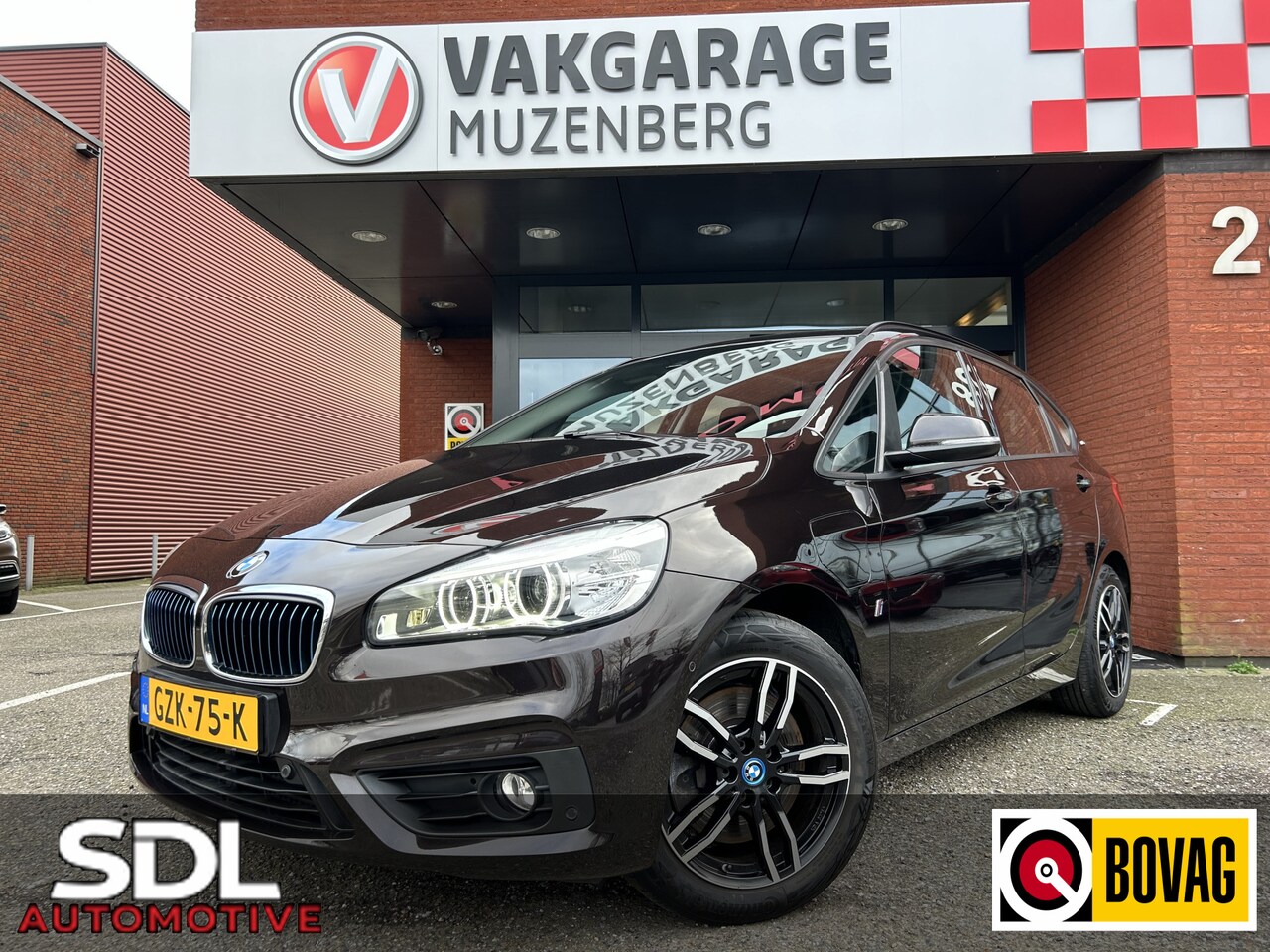 BMW 2-serie Active Tourer - 225xe Centennial High Executive // NAVI // PDC // CRUISE // ELEKTRISCH SCHUIF/KANTEL DAK / - AutoWereld.nl