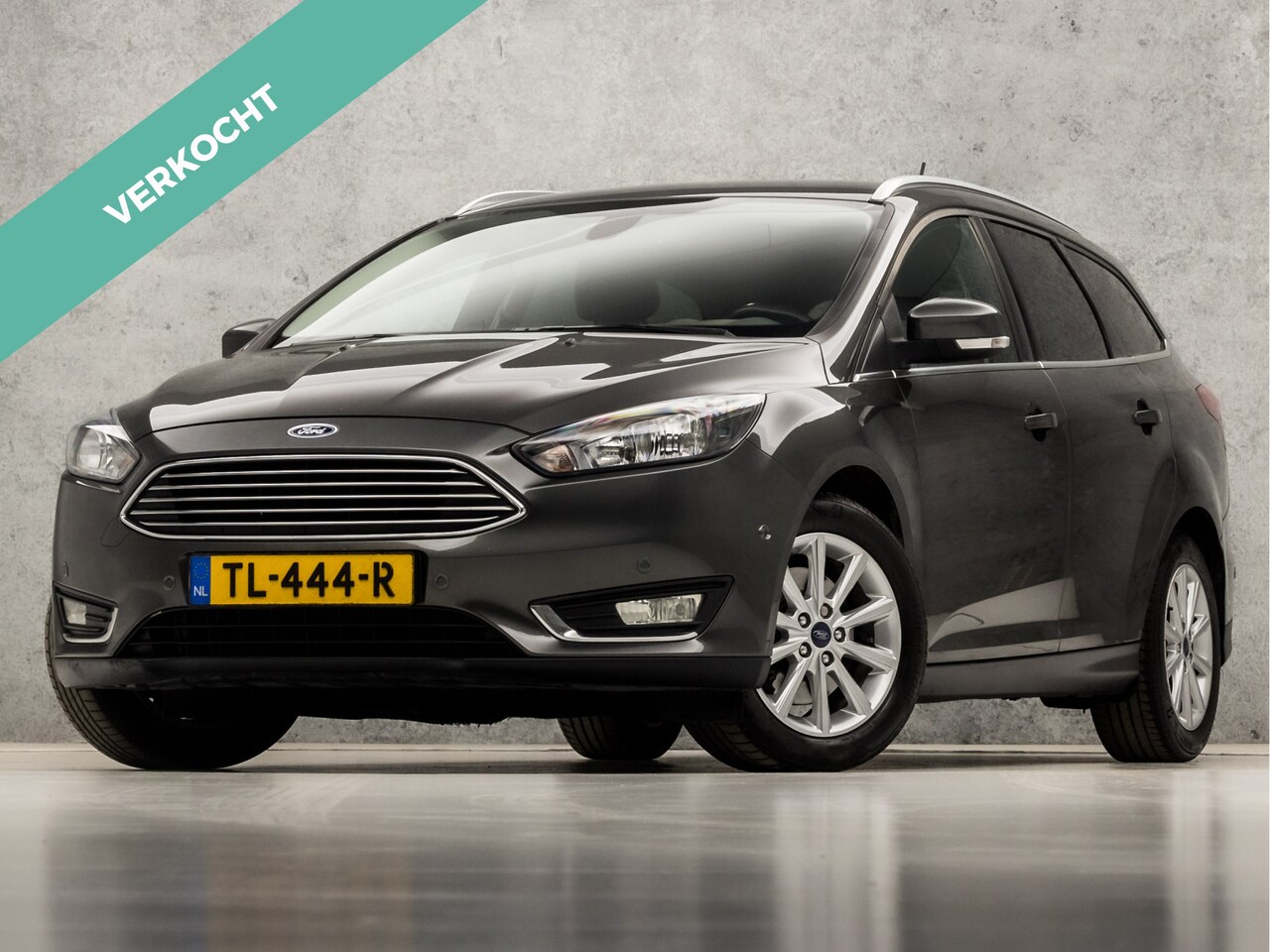 Ford Focus Wagon - 1.5 Titanium Sport 150Pk (APPLE CARPLAY, GROOT NAVI, CLIMATE, CAMERA, KEYLESS, GETINT GLAS - AutoWereld.nl