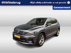 Volkswagen Tiguan Allspace - 1.5 TSI Highline Business R 7p. / Panoramadak / Digitale Cockpit / Elek. Achterklep / Acht