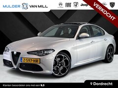 Alfa Romeo Giulia - Ti 2.0 TURBO 280pk Q4 AWD AUTOMAAT | COGNAC LEDER | SCHUIF/KANTELDAK | NAVI | CAMERA | 19"