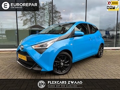 Toyota Aygo - 1.0 VVT-i x-play - Automaat - Airco - Media - Parkeerhulp - Org.NL