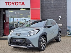 Toyota Aygo X - 1.0 VVT-i S-CVT Envy NIEUW DIRECT LEVERBAAR PARK-SENSOREN NAVI GETINT GLAS 18"LICHTMETAAL