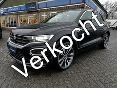 Volkswagen T-Roc - 1.5TSi 150pk DSG Sport R-Line | LED | Navi | 19" Suzuka velgen | Driver Assist Plus | ACC