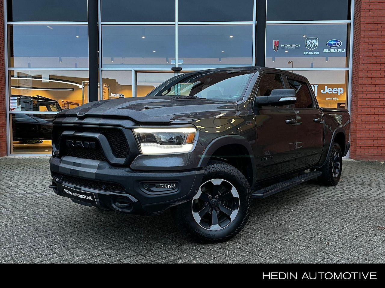 Dodge Ram 1500 - 5.7 V8 4x4 Rebel | Luchtvering | LPG | Cover | Axle Lock | Harman Kardon - AutoWereld.nl