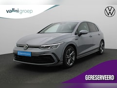 Volkswagen Golf - 1.5 eTSI 150PK DSG R-Line | Navi | Camera | Stoelverwarming | ACC | 17 inch | Apple Carpla