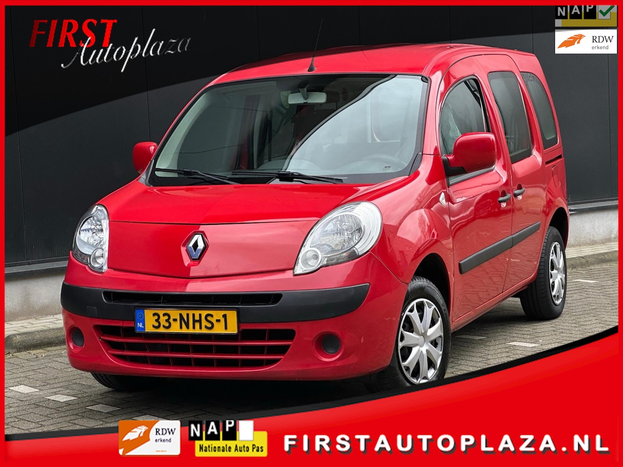 Renault Kangoo Family - 1.6-16V Expression AIRCO/2X SCHUIFDEUREN | NETTE AUTO ! - AutoWereld.nl