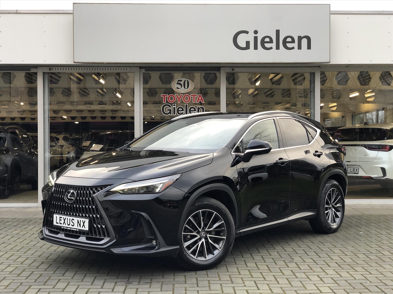 Lexus NX - 450h+ AWD Launch Edition | Groot scherm, Geheugenfunctie, Leer, Stoelventilatie, Stuurverw - AutoWereld.nl