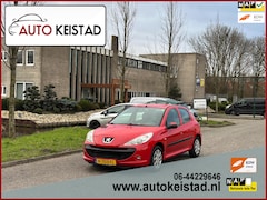 Peugeot 206 - 1.4 XS 5-DEURS AIRCO/ ELEKTR. RAMEN 1 JAAR APK