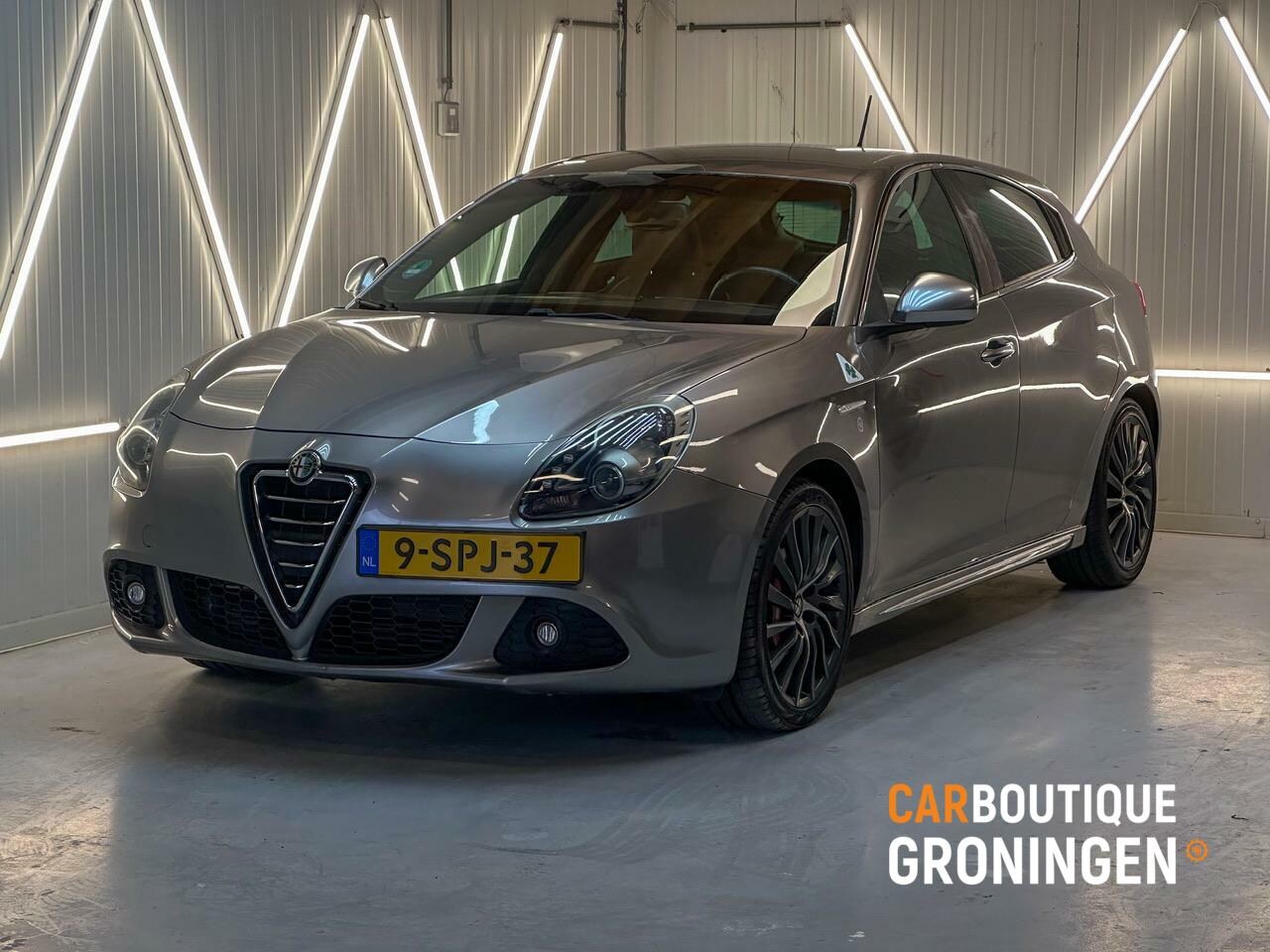 Alfa Romeo Giulietta - 1.7 TBi Quadrifoglio Verde QV 235PK | VOLLEDIG ONDERHOUDEN | LEDER - AutoWereld.nl