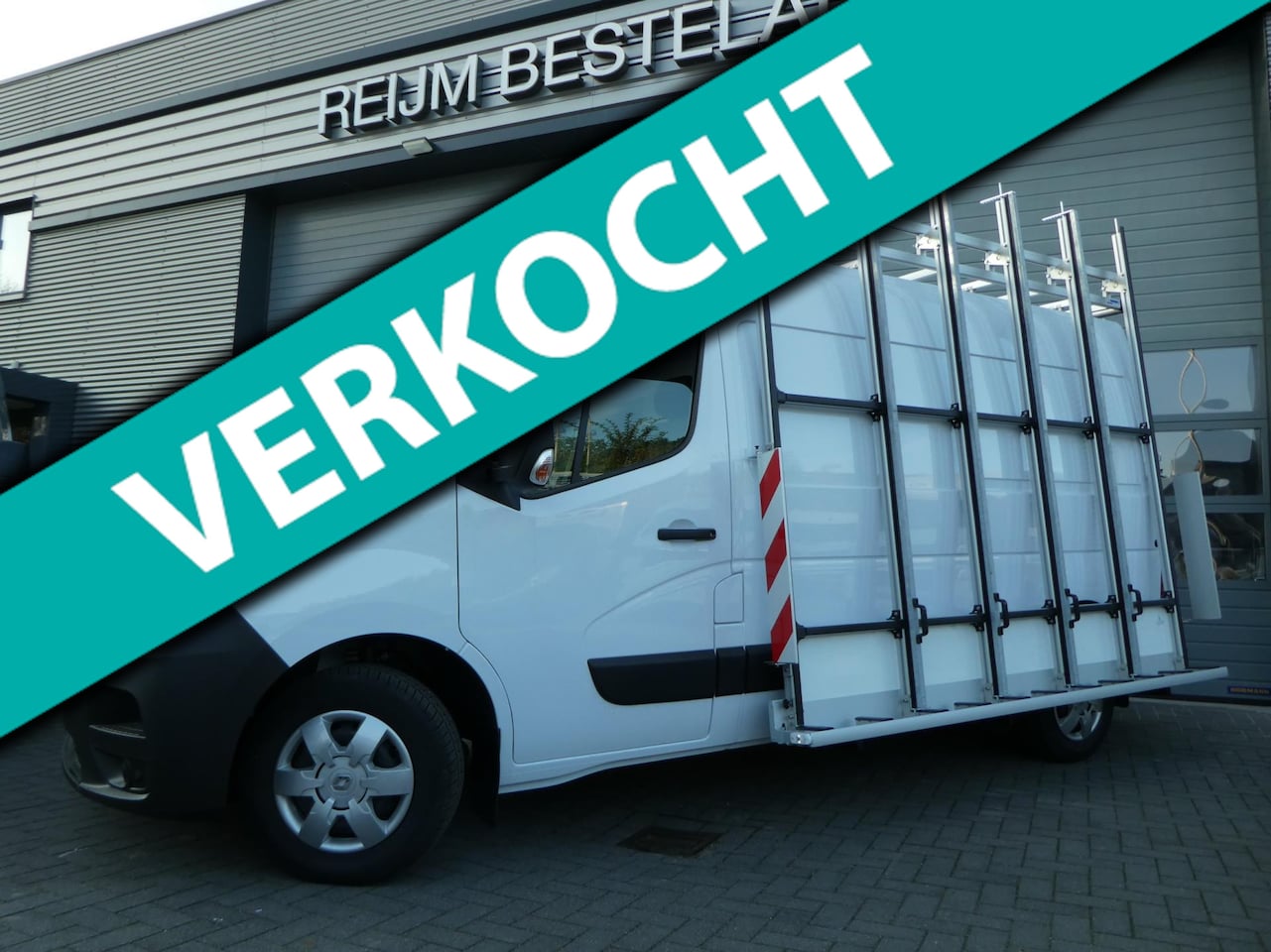 Renault Master - T35 2.3 dCi 150 L2H2 glasresteel glasauto glaswagen - AutoWereld.nl