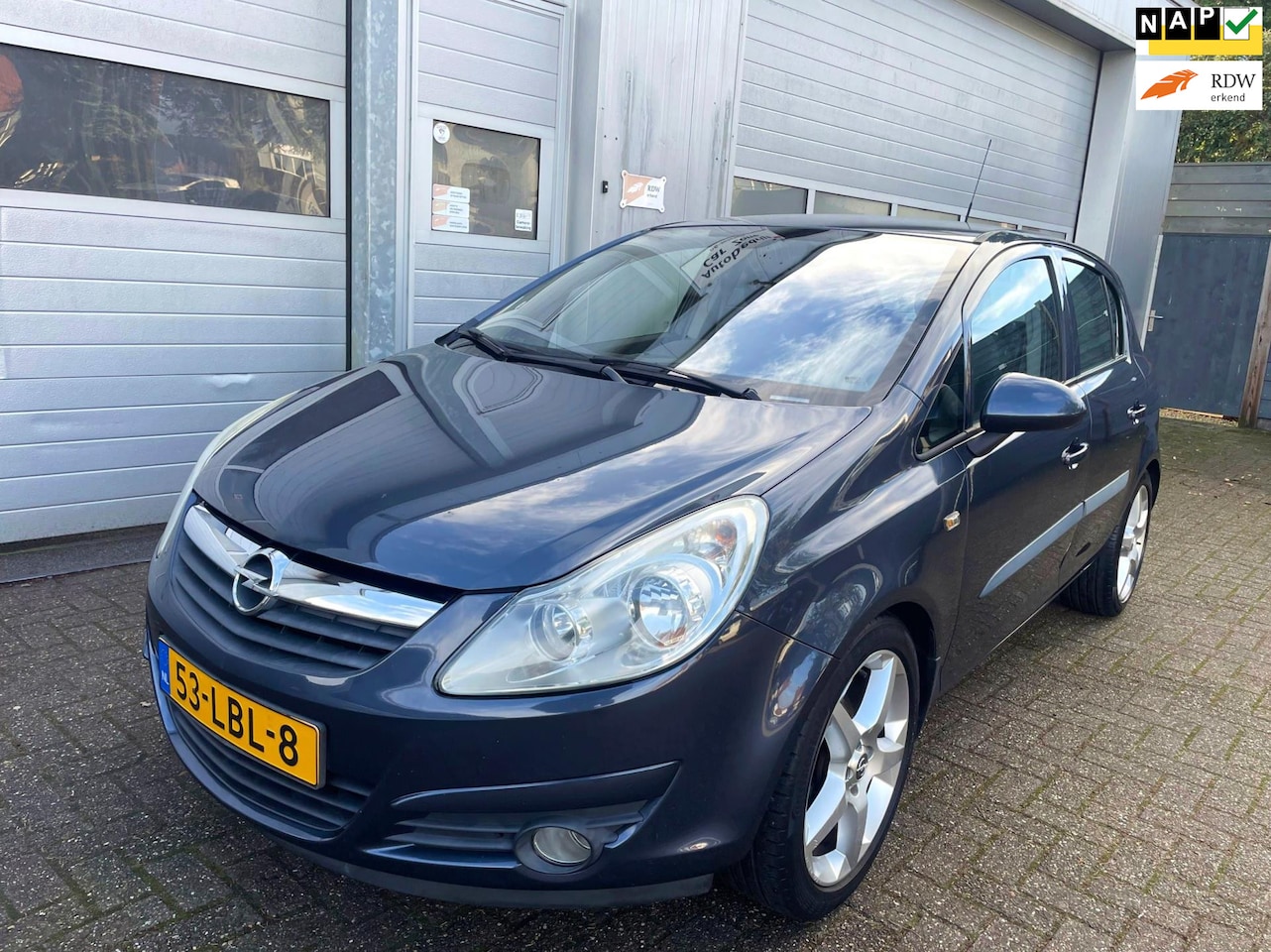 Opel Corsa - 1.4-16V Cosmo 5DR-Leer-Navi-Airco-Cruise-New APK - AutoWereld.nl