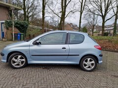 Peugeot 206 - 1.6-16V XS Premium