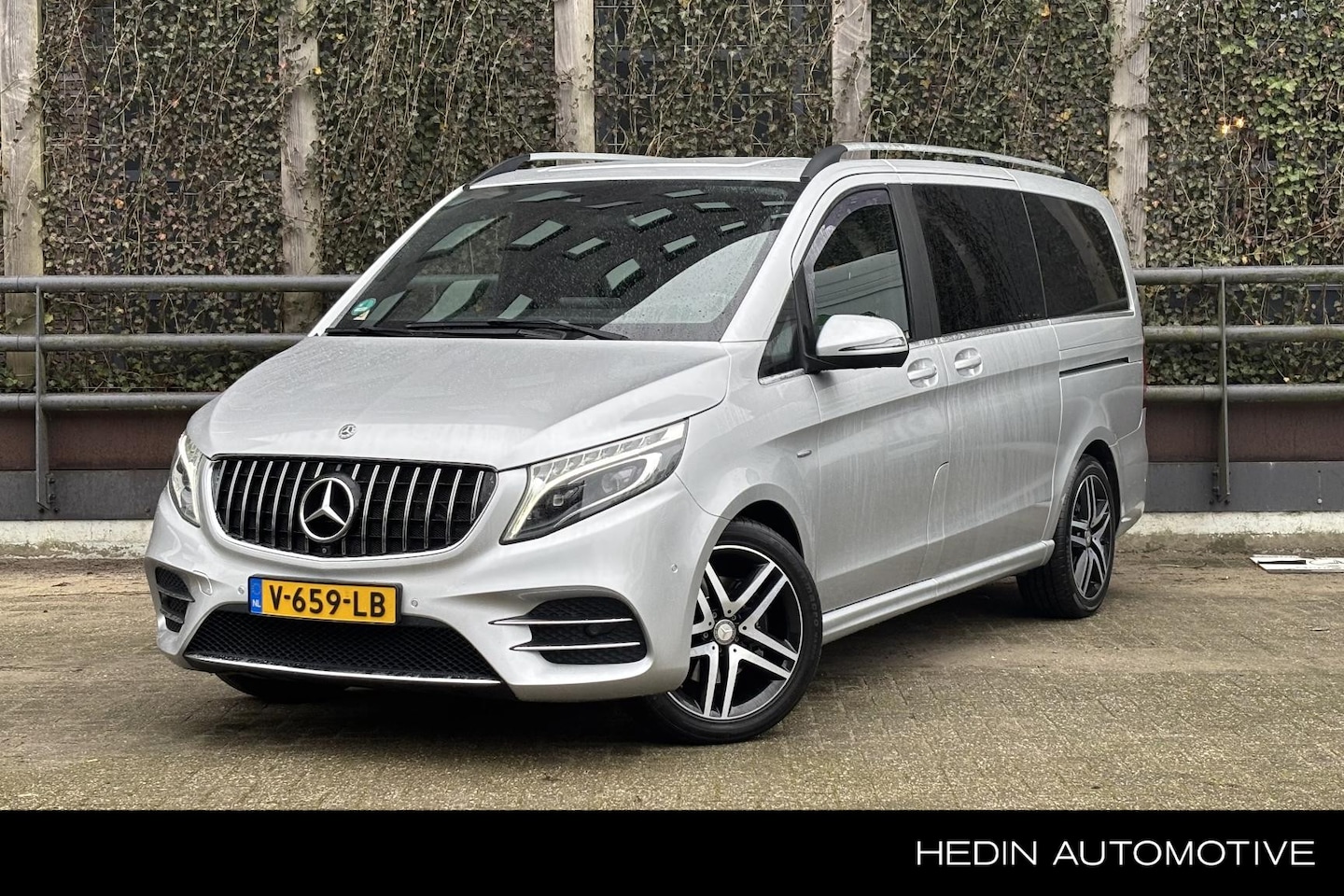 Mercedes-Benz V-klasse - V 250d L Automaat Avantgarde | AMG Line | Comand Online | Standkachel | 360° Camera | LED - AutoWereld.nl