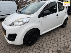 Peugeot 107 - 1.0 Access Accent AIRCO ORG 84773 KM NAP PAS KLEINE BEURT GEHAD NETTE STAAT