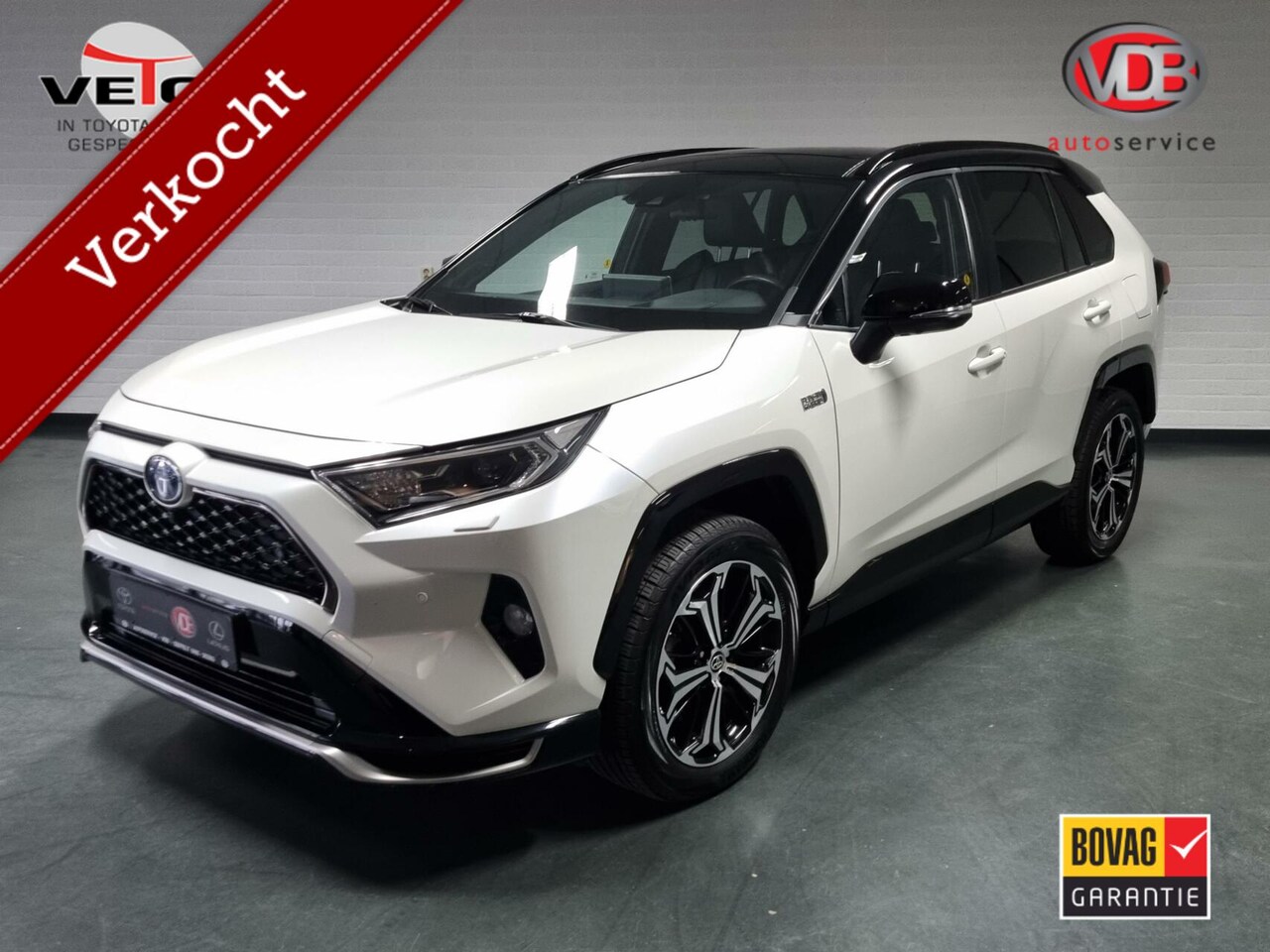 Toyota RAV4 - 2.5 Plug-in Hybrid AWD Bi-Tone Plus JBL / Pano / Trekhaak - AutoWereld.nl