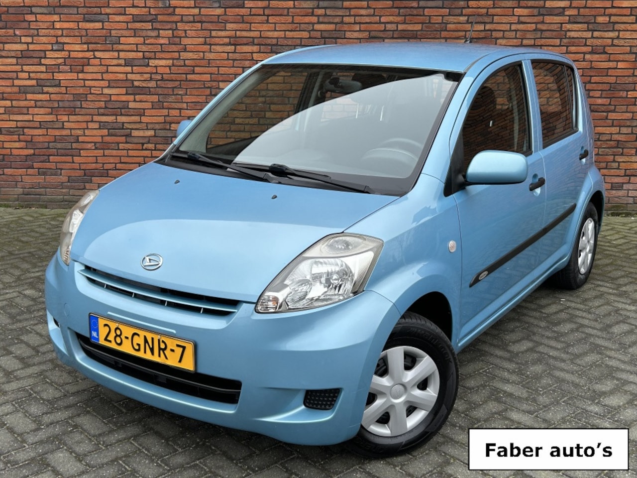 Daihatsu Sirion 2 - 1.0 Premium / El. Ramen-spiegels / Aux - AutoWereld.nl