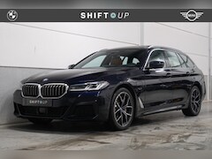 BMW 5-serie Touring - 530e M-Sport | Panoramadak | Head Up | Driving Assistant Professional