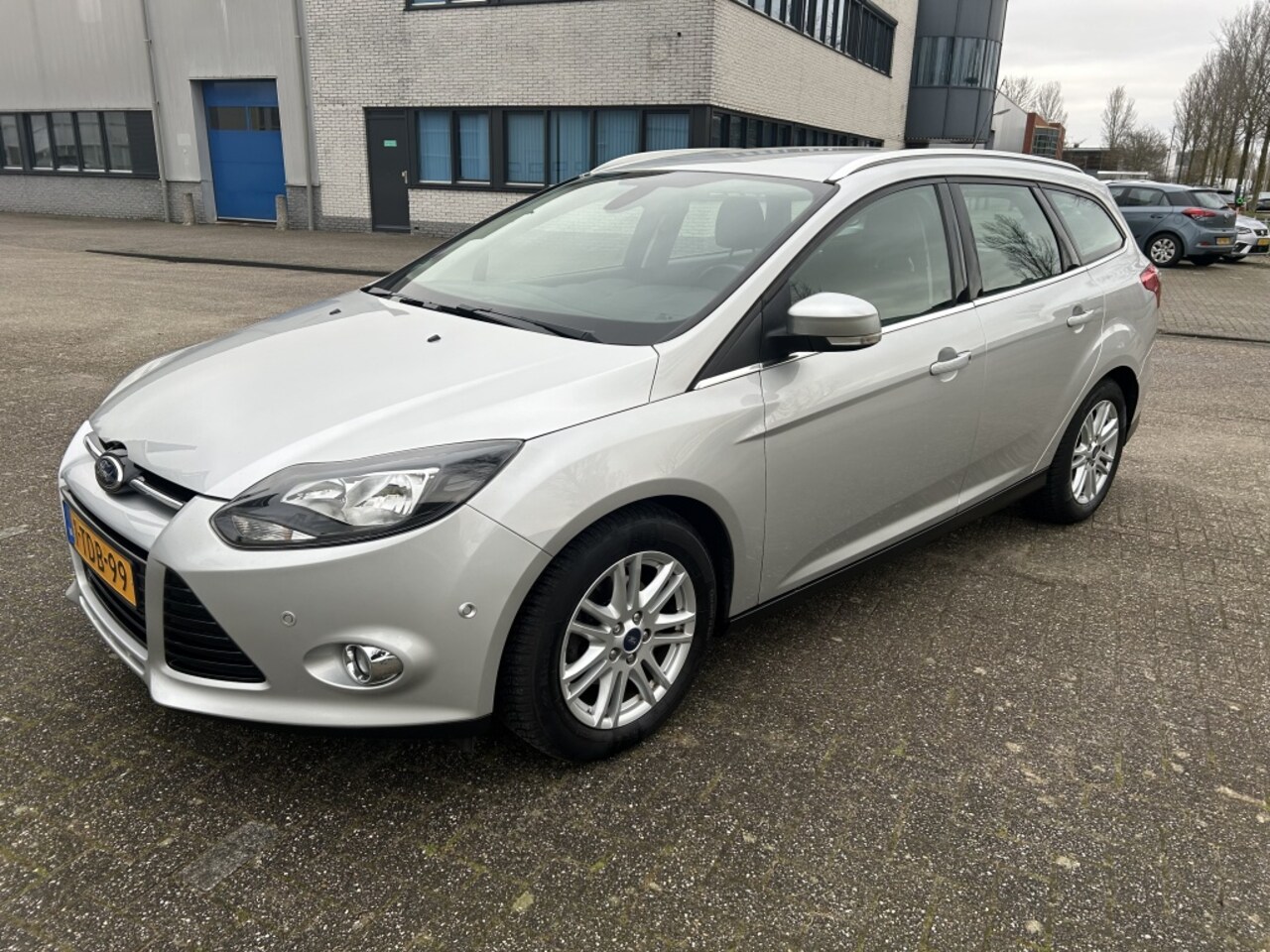 Ford Focus Wagon - 1.0 EcoB. Edit. Plus 125PK NAVI CRUISE CLIMA PDC - AutoWereld.nl