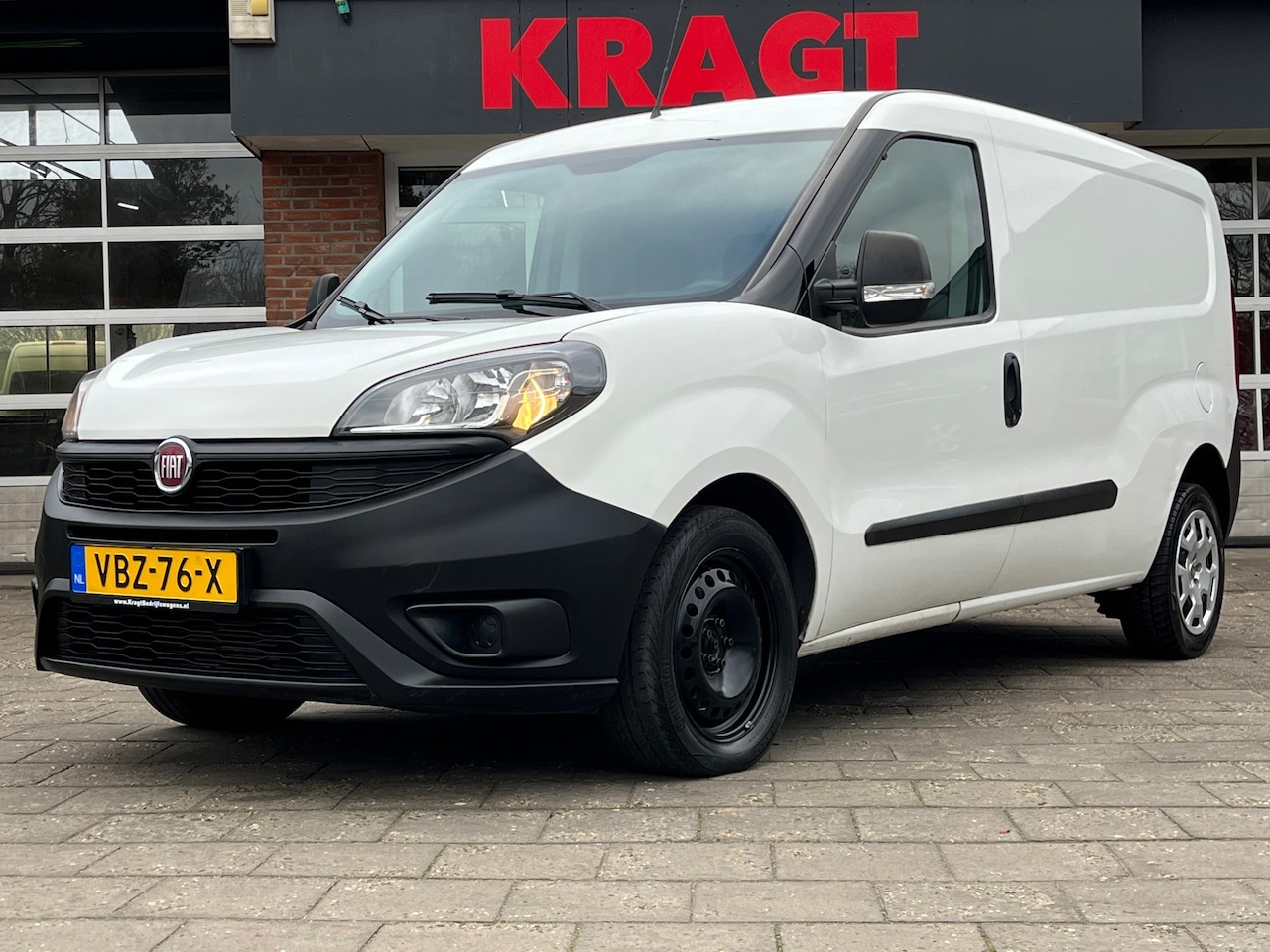 Fiat Doblò Cargo - 1.6 MJ L2H1 Maxi|EURO6|NAP|airconditioning|cruise control|navigatie|drie zitplaatsen|bluet - AutoWereld.nl