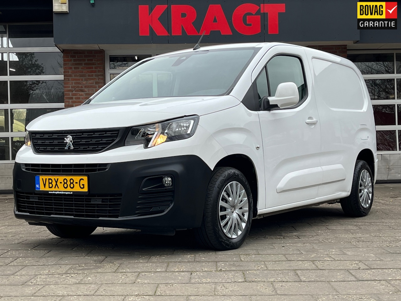 Peugeot Partner - 1.5 BlueHDI Premium|EURO6|NAP|NAVI/AIRCO/cruise control|parkeersensoren voor- en achter/bl - AutoWereld.nl