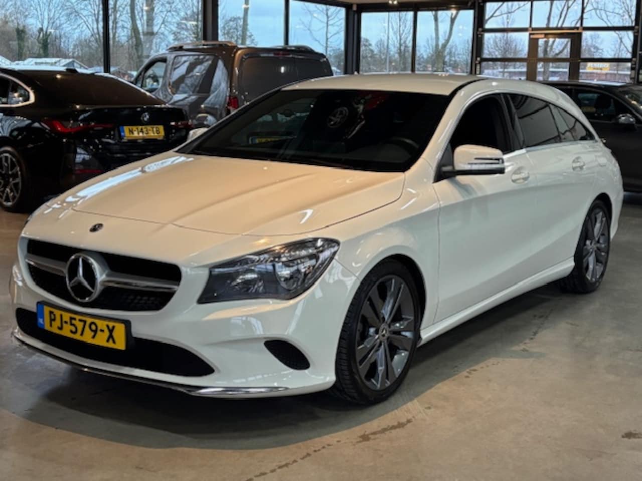 Mercedes-Benz CLA-Klasse - 180 7G-DCT Business Solution - AutoWereld.nl