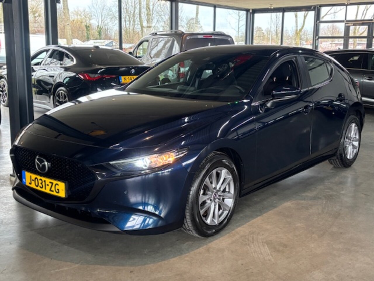 Mazda 3 - Hatchback Skyactiv-X 180pk Aut Comfort BOSE - AutoWereld.nl