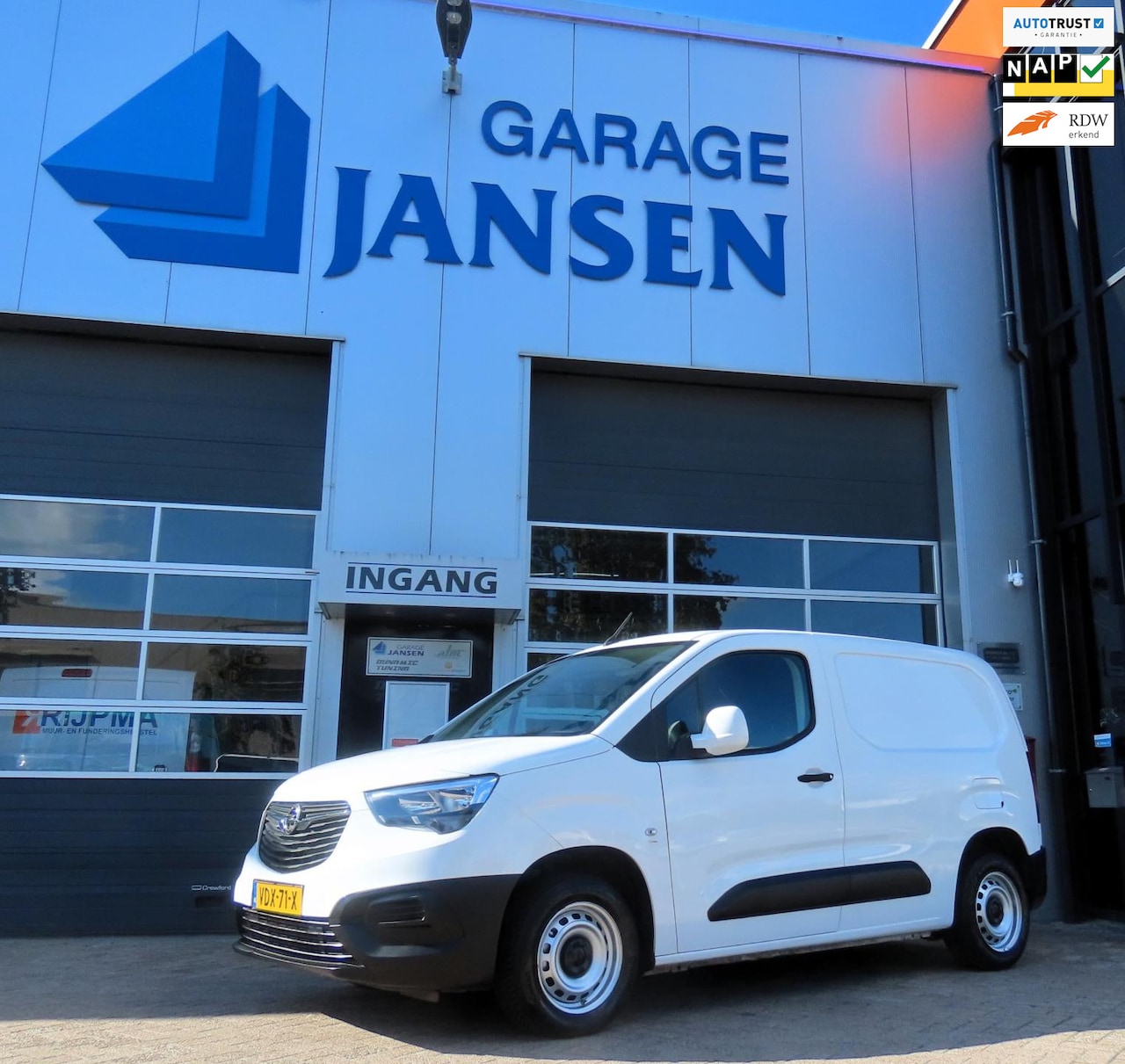 Opel Combo - 1.5D L1H1 Edition Airco - AutoWereld.nl