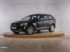 Volvo XC60 - 2.0 T5 FWD Polar+ | Panorama dak | Trekhaak | Cruise control |