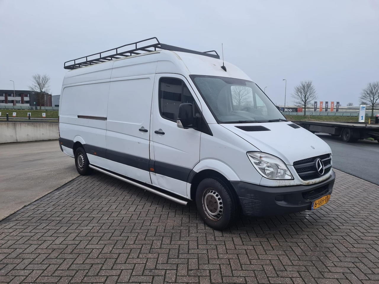 Mercedes-Benz Sprinter - 313 2.2 CDI 432 EHD Maxi Automaat Airco Wit 2011 - AutoWereld.nl