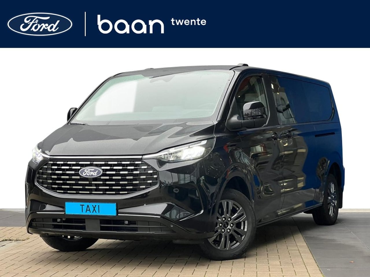 Ford Tourneo Connect - Custom | Excl. BTW / Incl. BPM €64.719,- | PHEV 233PK Titanium L2 | TAXI | 8 Persoons | Fo - AutoWereld.nl