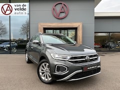 Volkswagen T-Roc - 1.5 TSI 150pk DSG Style | Keyless | Camera | Dode hoek | IQ light | Rijklaar incl. garanti