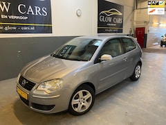 Volkswagen Polo - 1.4-16V Optive AUTOMAAT|AIRCO|CRUISE|NAP|