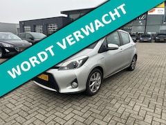 Toyota Yaris - 1.5 Full Hybrid Dynamic 5-deurs Automaat 2e eig. Clima Trekhaak