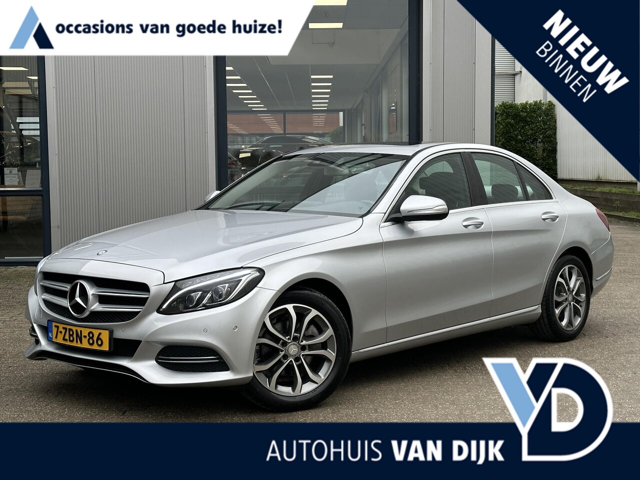 Mercedes-Benz C-klasse - 180 Ambition Comfort | Schuifdak/Leder/Navi/Trekhaak/LED/Cruise Control - AutoWereld.nl