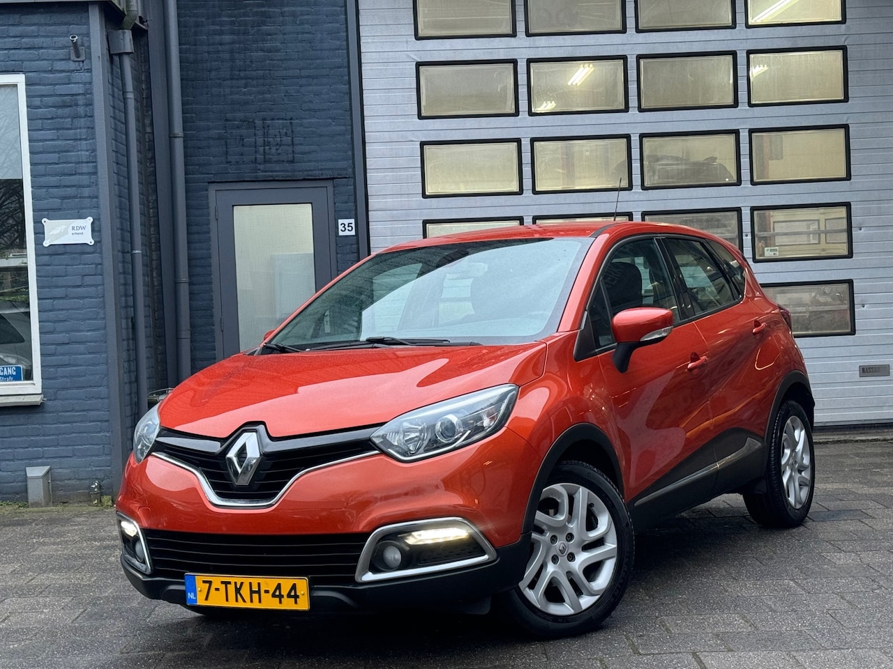 Renault Captur - 1.2 TCe Dynamique | Clima | Navi | Automaat | N.A.P - AutoWereld.nl