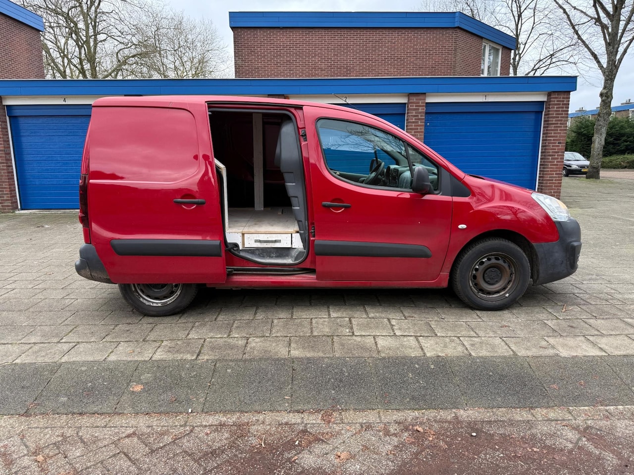 Peugeot Partner - 1.6 BlueHDi EURO 6, MARGE, 75 XR - AutoWereld.nl