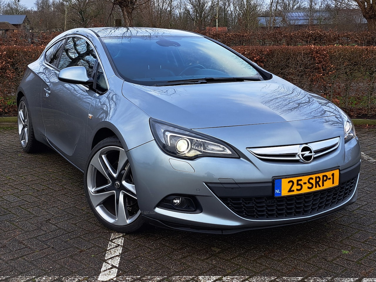 Opel Astra GTC - 1.6 Turbo Sport - AutoWereld.nl