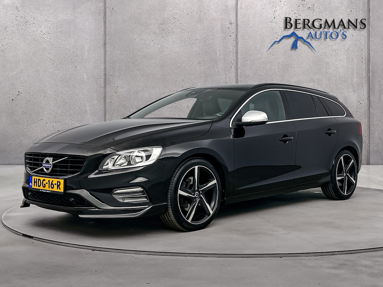 Volvo V60 - 2.0 T6 R-Design // 306 PK // TREKHAAK // - AutoWereld.nl