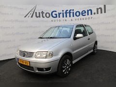 Volkswagen Polo - 1.4 Trendline 4-cilinder met halfleer