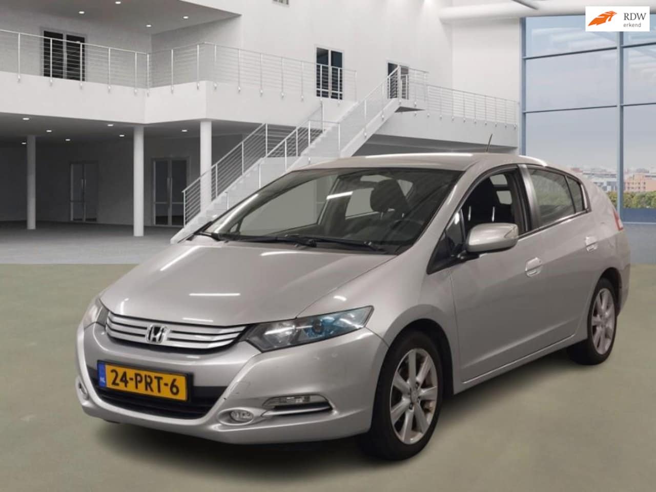 Honda Insight - 1.3 Elegance AUT NAVI PSENSOR CRUISE TREKHAAK 2 X SLEUTELS - AutoWereld.nl