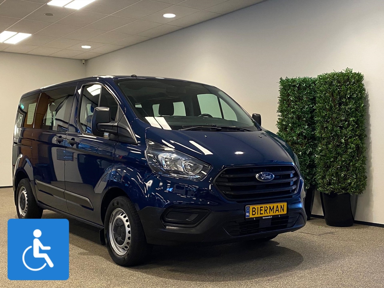 Ford Transit Custom - L1H1 Rolstoelbus - AutoWereld.nl