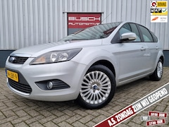 Ford Focus - 1.6 5 deurs Titanium | AUTOMAAT | TREKHAAK |