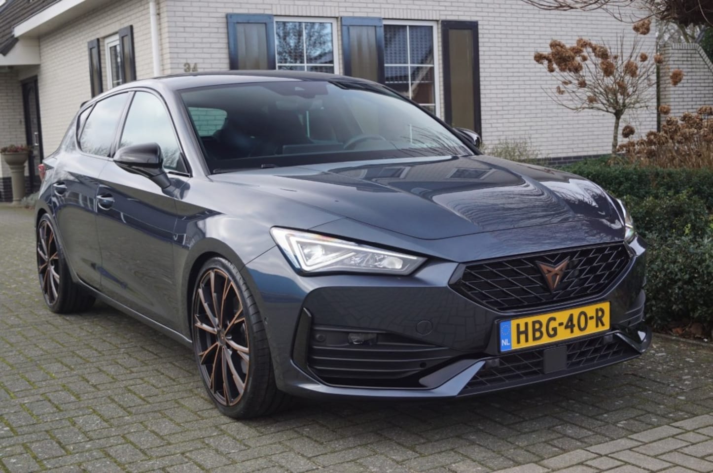 CUPRA Leon - 1.4 e-Hybrid TSI 204PK ACC/Navi/Camera/DCC/Virtual/19 inch - AutoWereld.nl