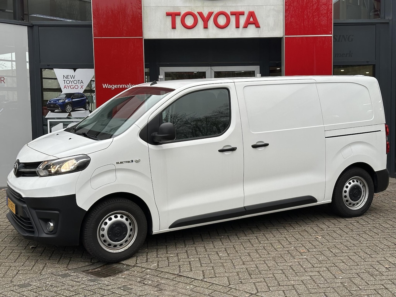 Toyota ProAce Electric Worker - COOL COMFORT 75KWH APPLE/ANDROID 2xSCHUIFDEUR CRUISE ACHTERKLEP+RAAM - AutoWereld.nl