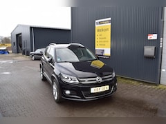 Volkswagen Tiguan - 1.4 TSI Sport&Style R-line Edition