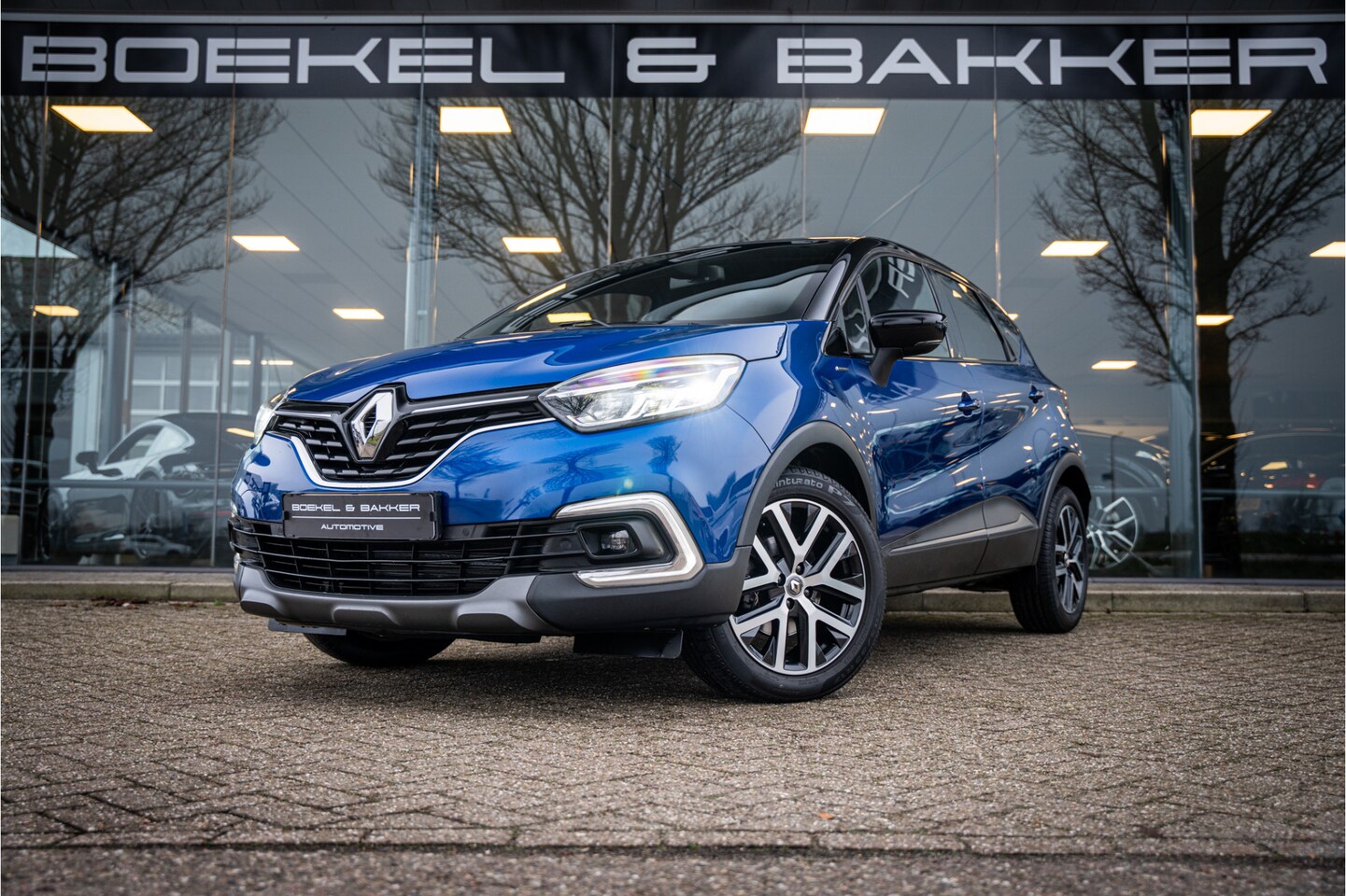 Renault Captur - 1.3 TCe Version S - Automaat - Navigatie - Stoelverwarming - AutoWereld.nl