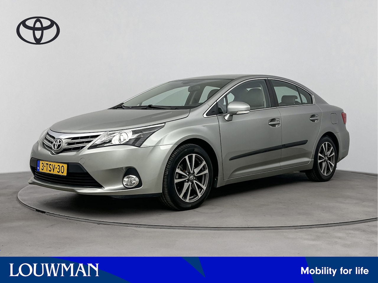 Toyota Avensis - 1.8 VVTi Dynamic Business | Navigatie | Voorstoelen Verwarmd | Lichtmetalen Velgen | Metaa - AutoWereld.nl