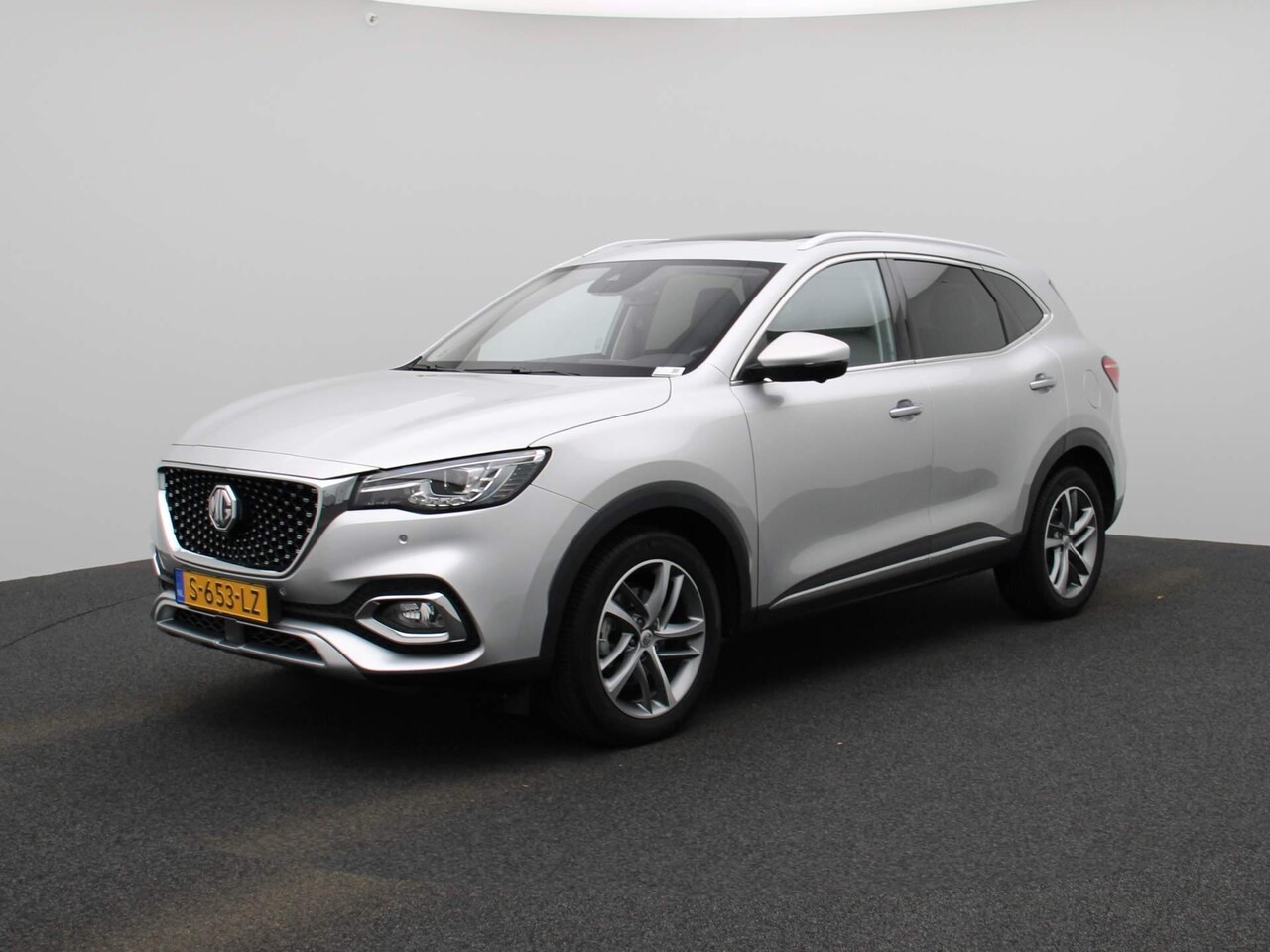 MG EHS - 1.5 TGDI Luxury | Leder | Panoramadak | Led Sfeerlicht | 360 Camera | Adaptive Cruise Cont - AutoWereld.nl