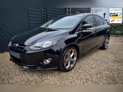 Ford Focus - 125pk EcoBoost Titanium SPORT | ST-LOOK | CLIMA | APP | CRUISE CONTROL | LAGE KM-STAND