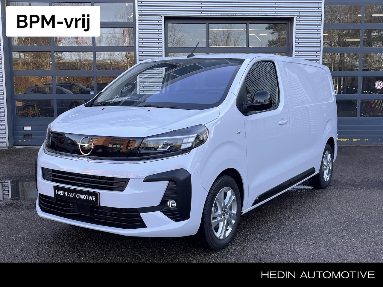 Opel Vivaro - 2.0 145pk L2 automaat | Direct leverbaar | BPM-vrij!| Trekhaak | Comfort pakket | 17'' | L - AutoWereld.nl